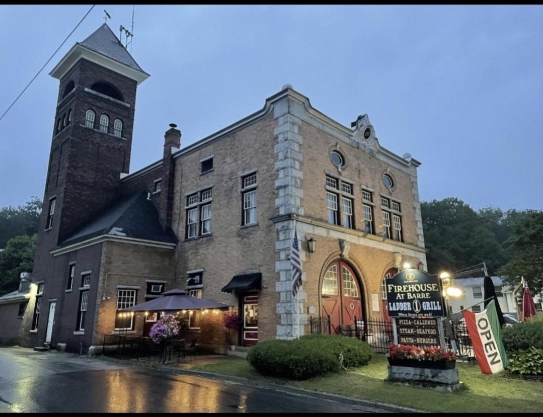 Firehouse Inn Barre Exterior foto